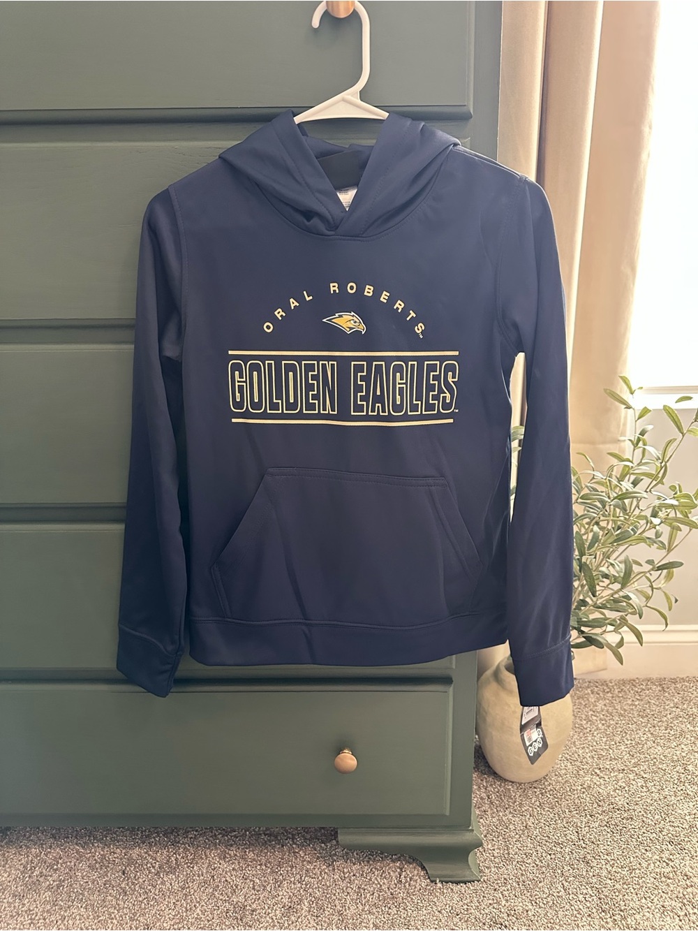 Oral Roberts Golden Eagles Youth Hoodie NWT